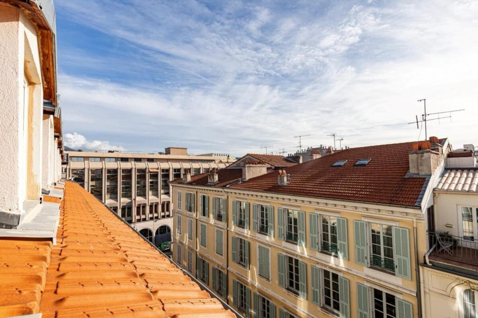 Deroulede - Superb W Ac Downtown Apartamento Niza